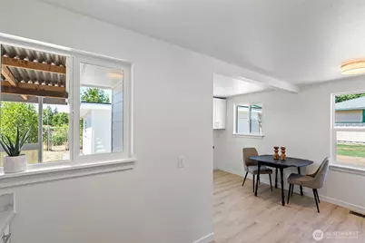 3331 Phillips Avenue, Bremerton, WA 98310 - Photo 10