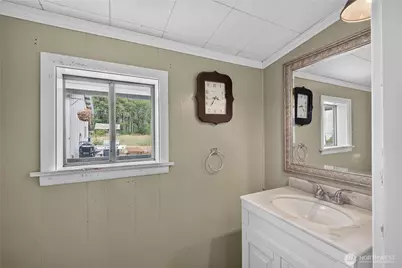12951 Satterlee Road, Anacortes, WA 98221 - Photo 20