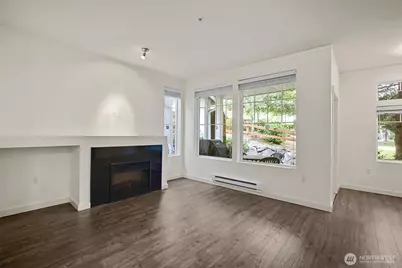 21055 40th Place #F1, SeaTac, WA 98198 - Photo 2