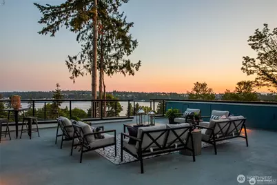 10719 Lake View Drive, Lake Stevens, WA 98258 - Photo 2