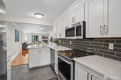 12633 100th Lane NE, Kirkland, WA 98034 - Photo 8