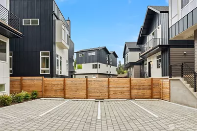 10835 11th Avenue NE, Seattle, WA 98125 - Photo 20