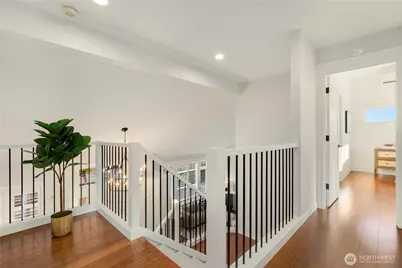 3241 32nd Avenue W, Seattle, WA 98199 - Photo 16