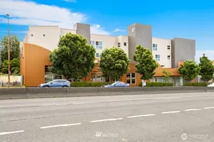 4020 Aurora Ave N, Seattle, WA 98103 - Photo 1