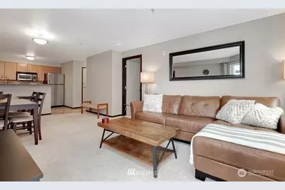 4020 Aurora Avenue N #303, Seattle, WA 98103 - Photo 10
