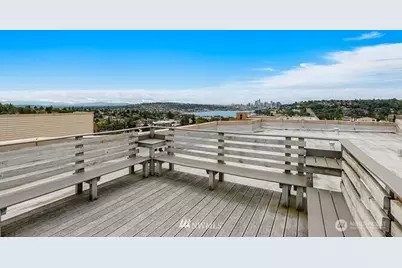 4020 Aurora Avenue N #303, Seattle, WA 98103 - Photo 16