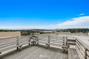 4020 Aurora Ave N, Seattle, WA 98103 - Photo 16