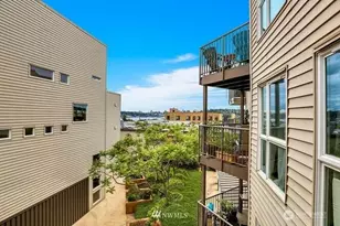 4020 Aurora Ave N, Seattle, WA 98103 - Photo 18