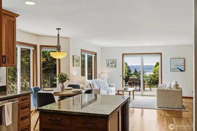 2012 NE Amhurst Court, Poulsbo, WA 98370 - Photo 10