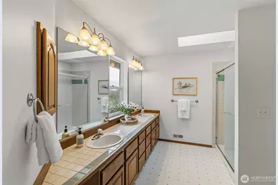 2012 NE Amhurst Court, Poulsbo, WA 98370 - Photo 22