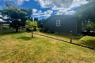 1093 Todd Pl, Burlington, WA 98233 - Photo 12