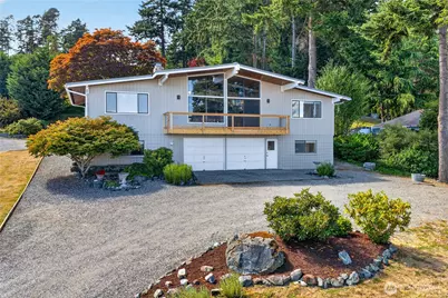 578 SW Shelley Ln, Oak Harbor, WA 98277 - Photo 2