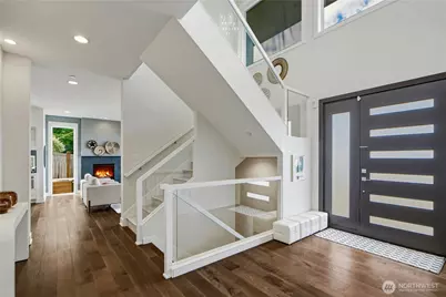 4282 131st Place SE, Bellevue, WA 98006 - Photo 2
