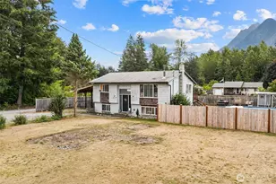 1265 Cascade St, Darrington, WA 98241 - Photo 2