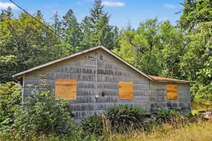310 Washington St, Quilcene, WA 98376 - Photo 18