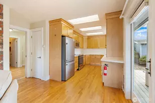 100 Sunnyside Dr, Centralia, WA 98531 - Photo 10