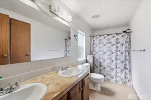 309 Warren Street N, Roy, WA 98580 - Photo 20