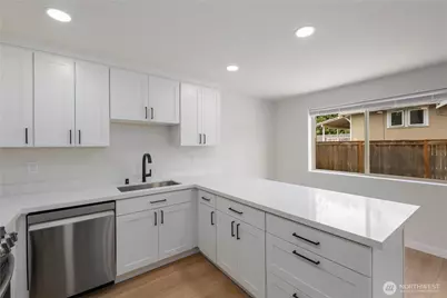 2201 NW 64th Street #D, Seattle, WA 98107 - Photo 16