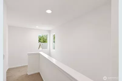 826 NW Highgarden Drive, Bremerton, WA 98311 - Photo 10