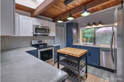 1788 Cliff Road, Point Roberts, WA 98281 - Photo 8