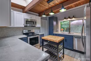 1788 Cliff Rd, Point Roberts, WA 98281 - Photo 8