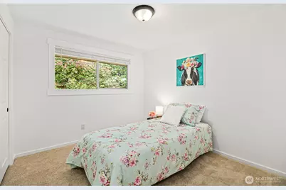 10758 Ashworth Avenue N, Seattle, WA 98133 - Photo 24