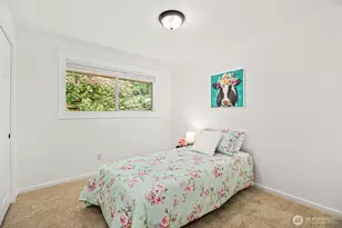 10758 Ashworth Ave N, Seattle, WA 98133 - Photo 24