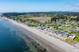977 Moonraker Dr, Freeland, WA 98249 - Photo 1