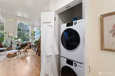 1401 5th Avenue W #305, Seattle, WA 98119 - Photo 18