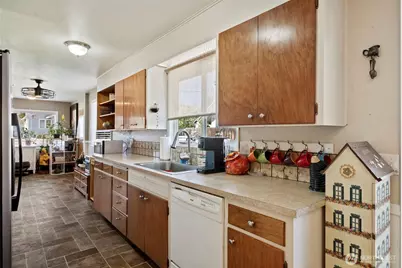 4 N Wilson Street, Wenatchee, WA 98801 - Photo 8