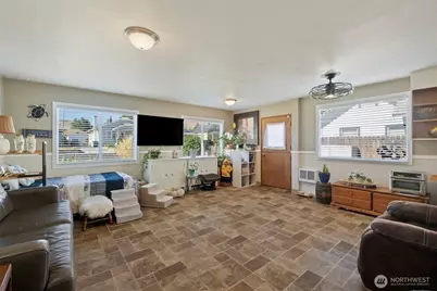 4 N Wilson Street, Wenatchee, WA 98801 - Photo 4