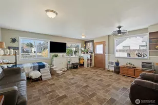 4 N Wilson St, Wenatchee, WA 98801 - Photo 4