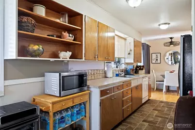 4 N Wilson Street, Wenatchee, WA 98801 - Photo 10