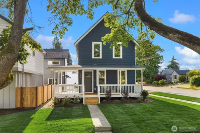 2402 Cleveland Avenue #A, Everett, WA 98201 - Photo 4