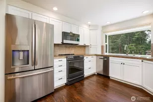 19920 NE 185th St, Woodinville, WA 98077 - Photo 10