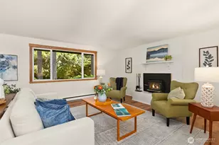 12249 N Madison Ave NE, Bainbridge Island, WA 98110 - Photo 4