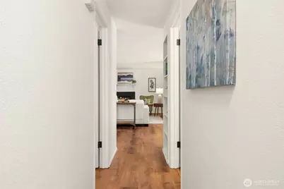 12249 N Madison Avenue NE, Bainbridge Island, WA 98110 - Photo 12