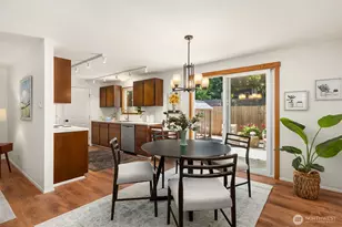 12249 N Madison Ave NE, Bainbridge Island, WA 98110 - Photo 8