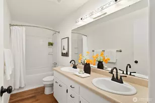 12249 N Madison Ave NE, Bainbridge Island, WA 98110 - Photo 14