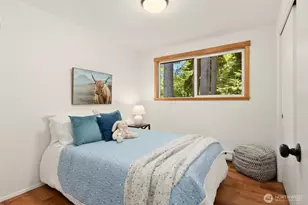 12249 N Madison Ave NE, Bainbridge Island, WA 98110 - Photo 16
