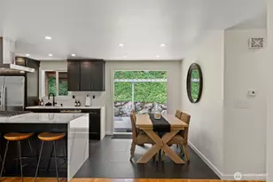 450 Mt Defiance Cir SW, Issaquah, WA 98027 - Photo 10