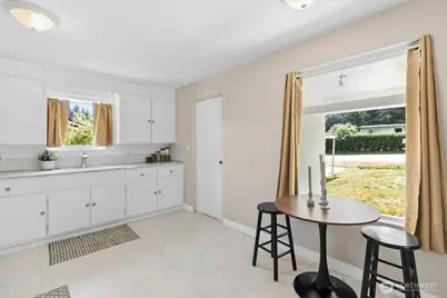 2518 2514 Spring Street NE, Bremerton, WA 98310 - Photo 10