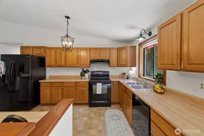 21611 Port Gamble Road NE, Poulsbo, WA 98370 - Photo 14