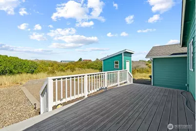 442 N Spinnaker Avenue SW, Ocean Shores, WA 98569 - Photo 22