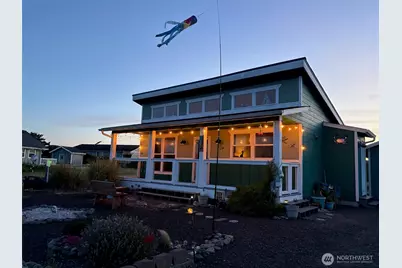 442 N Spinnaker Avenue SW, Ocean Shores, WA 98569 - Photo 2