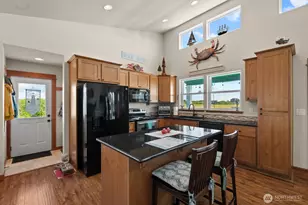 442 N Spinnaker Ave SW, Ocean Shores, WA 98569 - Photo 4