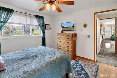 2413 N 18th Place, Mount Vernon, WA 98273 - Photo 20
