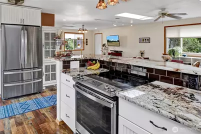 2413 N 18th Place, Mount Vernon, WA 98273 - Photo 12
