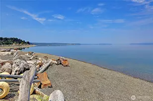 1351 Steffen Pl, Camano Island, WA 98282 - Photo 24
