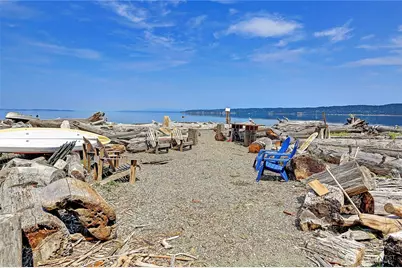 1351 Steffen Place, Camano Island, WA 98282 - Photo 4